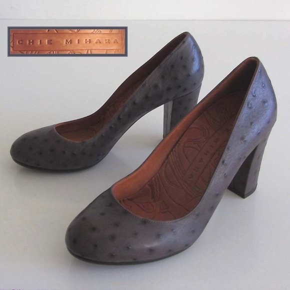 new CHIE MIHARA embossed ostrich pumps 37 / 7 US